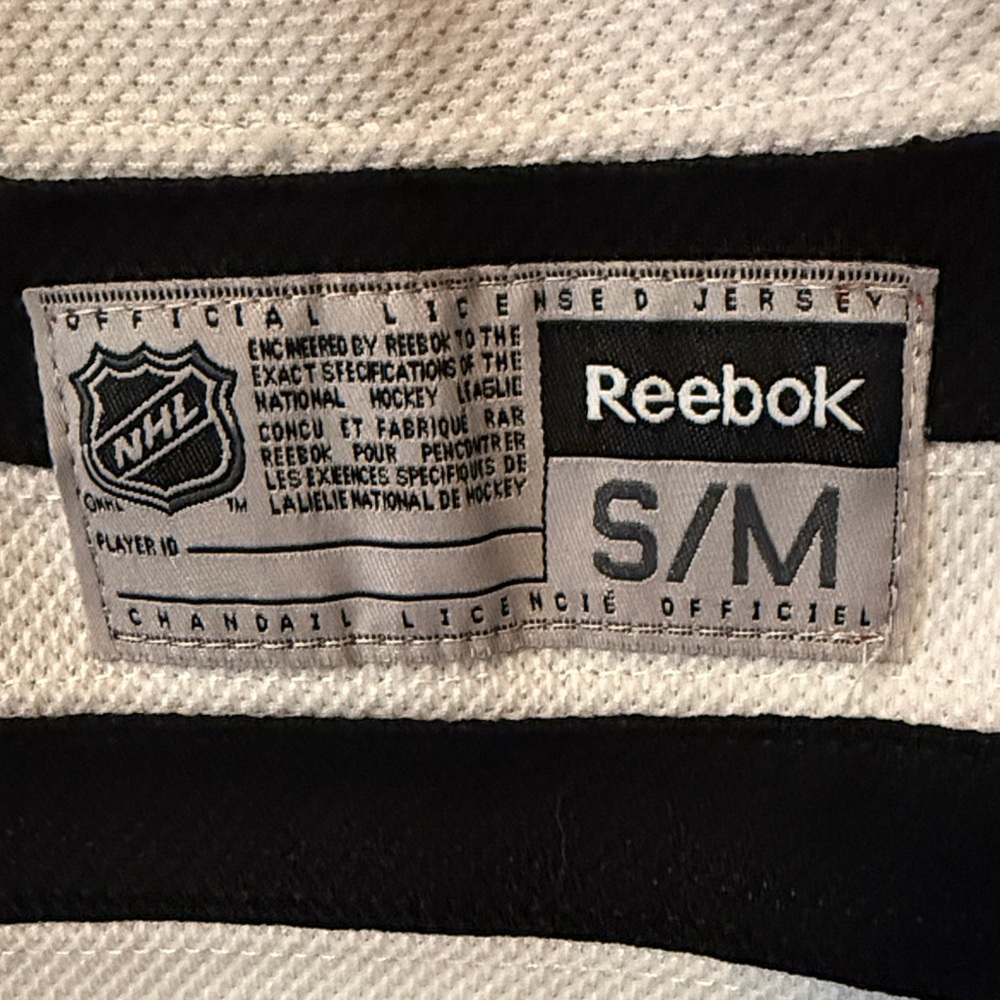 Chicago Blackhawks Shaw #65 NHL 2015 Stanley Cup Champion Reebok Jersey Size S/M - Picture 2 of 9